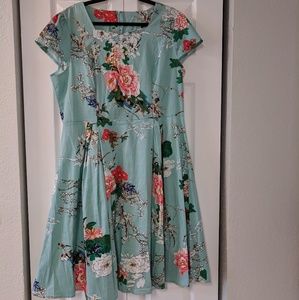 Floral Pattern Vintage Style Swing Dress